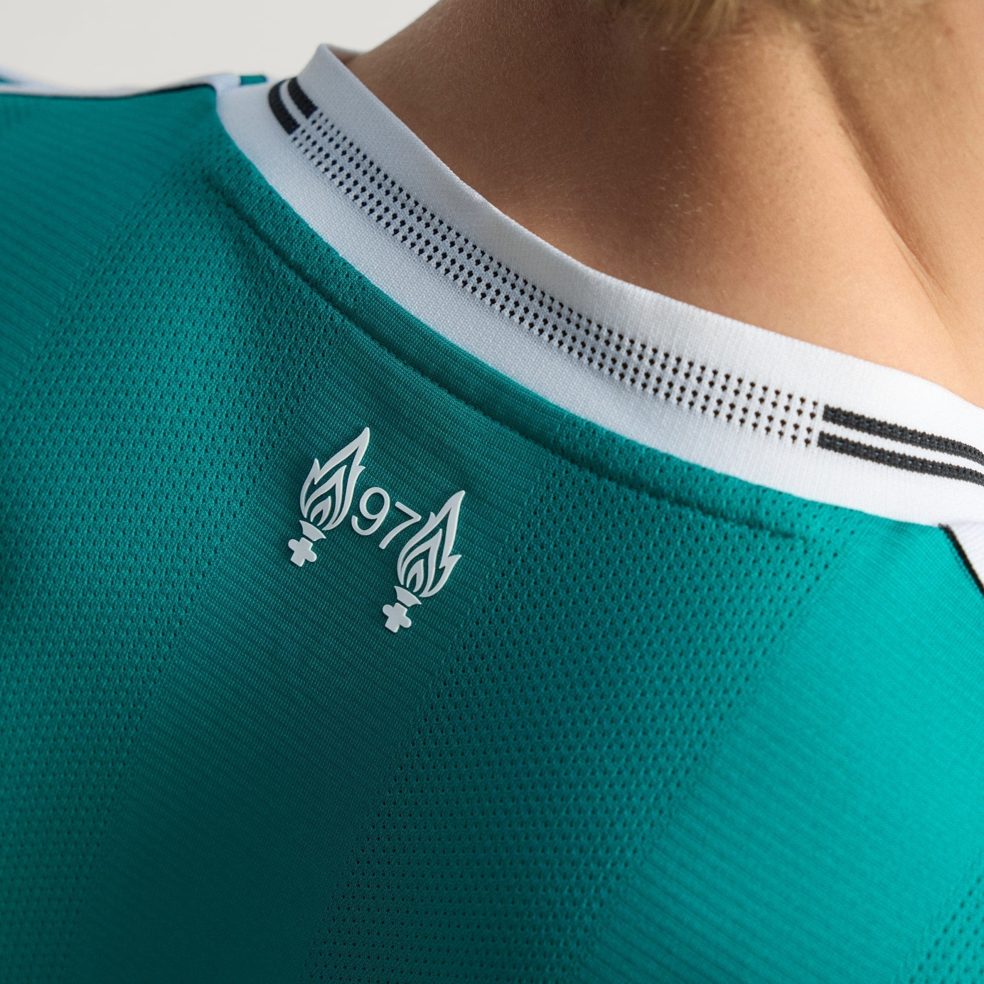 adidas Liverpool FC Authentic Third Jersey 25/26 (Sea Green)