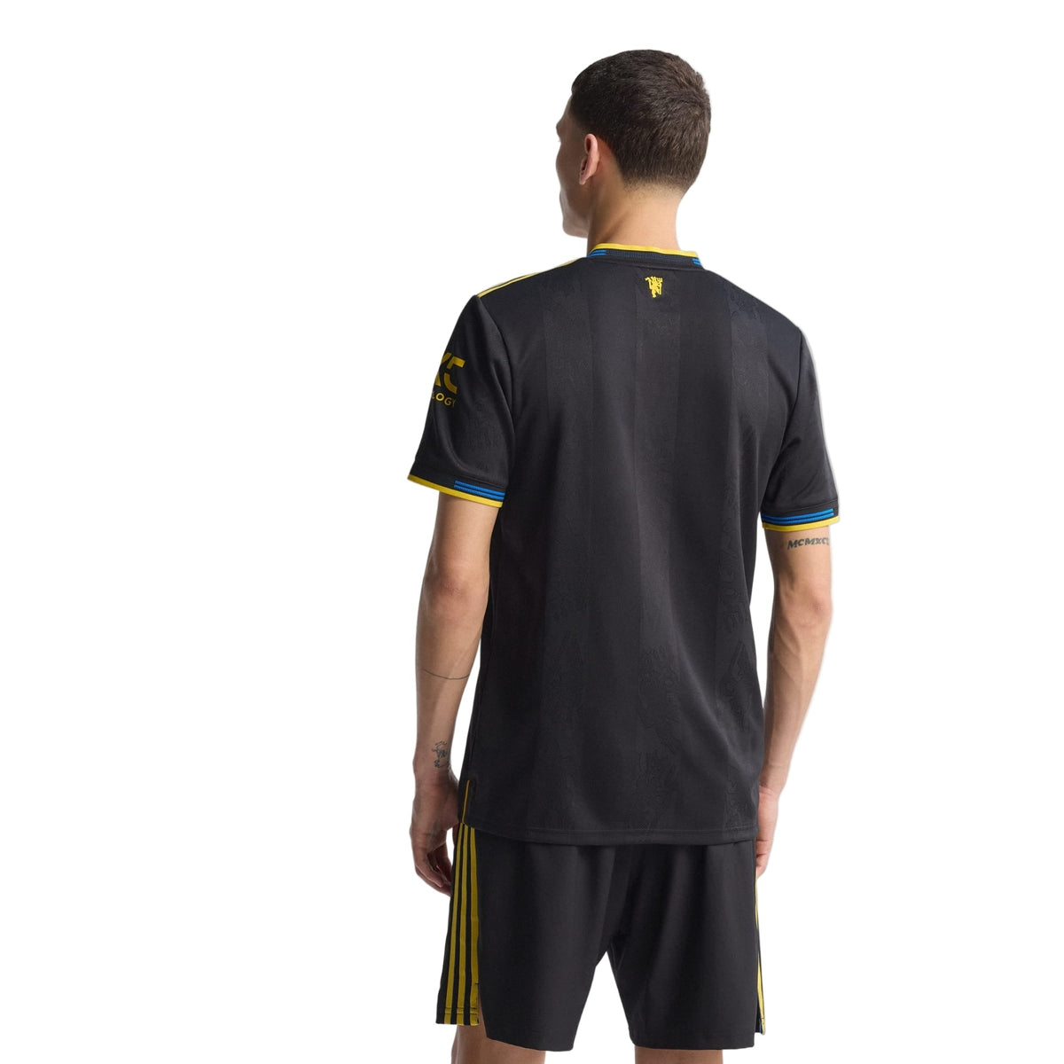 adidas Casemiro Men's Manchester United Authentic Third Jersey 25/26 w/ NRFR + EPL Patches (Black)