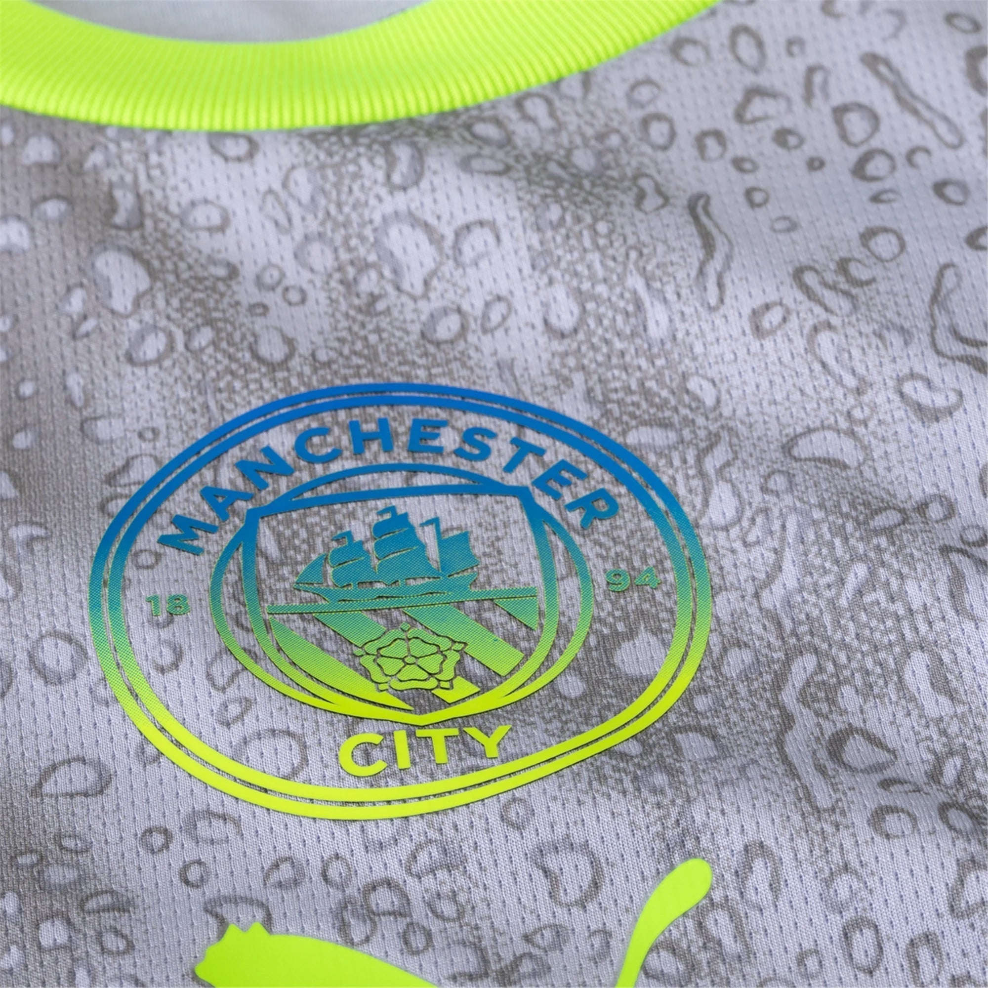 Puma Men's Manchester City Doku Third Jersey w/ EPL + No Room For Racism Patches 25/26 (Cool Weather/Pro Green)