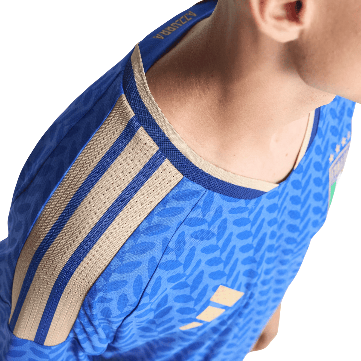 adidas Men's Bastoni Italy 2026 Authentic Home Jersey (Bold Blue)